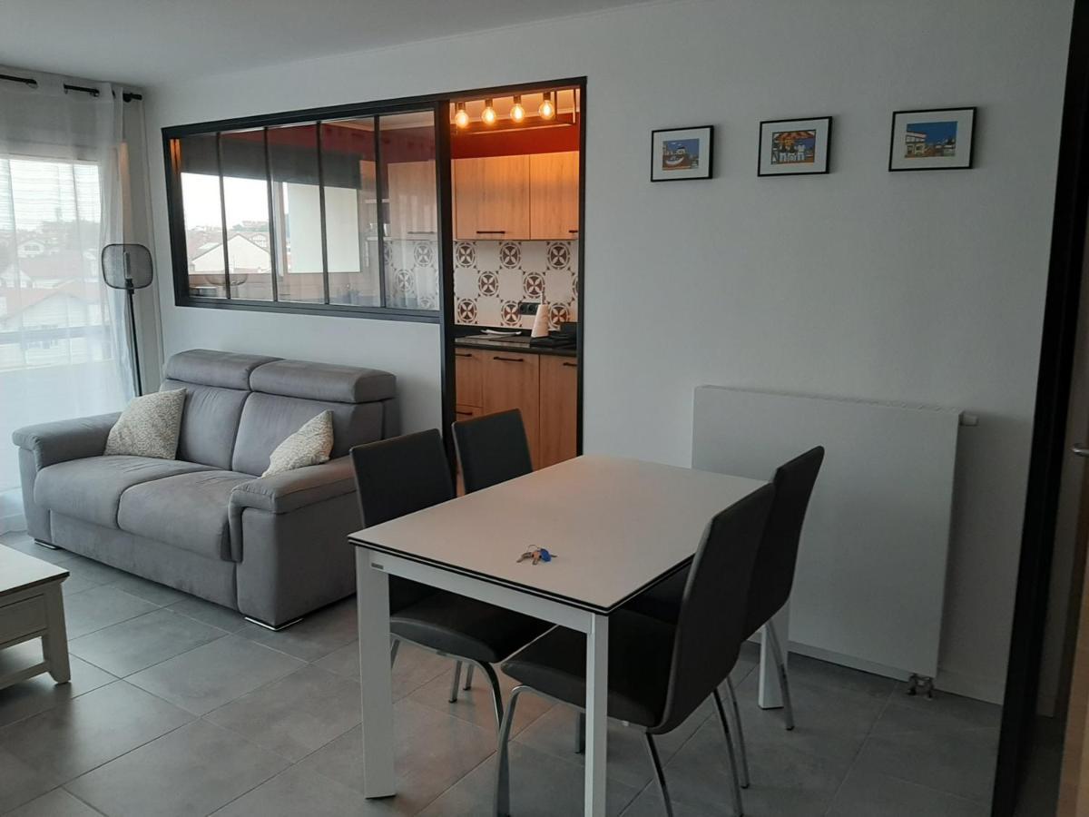 Appartement T3 Renove A 10 Min Du Centre-Ville Avec Balcon, Garage Et Wifi A Saint-Jean-De-Luz - Fr-1-239-584 Exterior photo